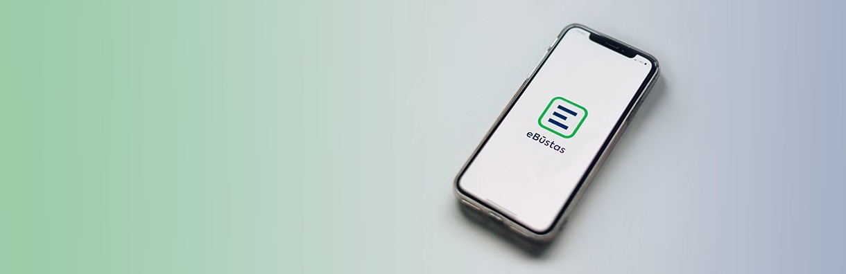 Konsultantas telefonu su galimybe pereiti į el. aptarnavimą (el. paštas, chat)