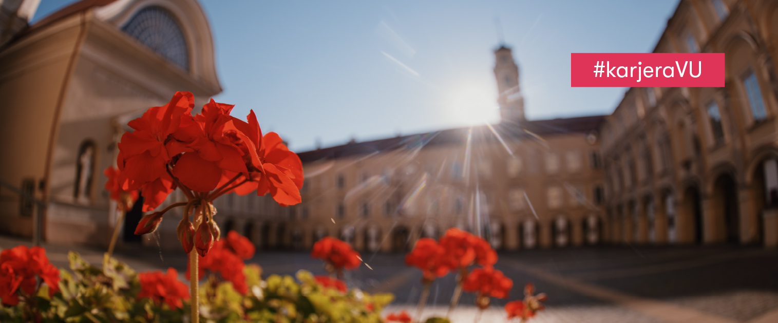 Komunikacijos ir rinkodaros skyriaus vadovas (-ė)