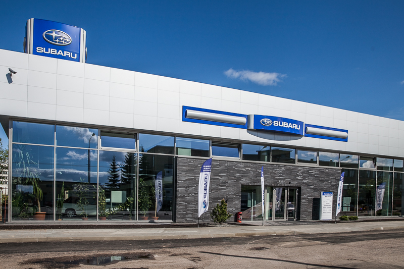 Lengvųjų automobilių serviso vadovas (-ė) - priėmėjas (-a)