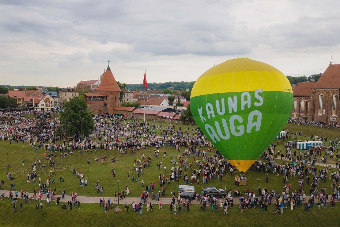 KŪRYBINGAS IR AMBICINGAS VADOVAS